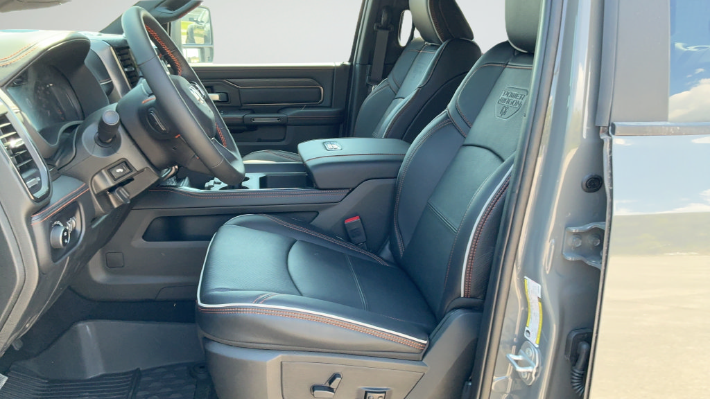 New 2027 RAM 2500 4x4 Crew Cab image 17