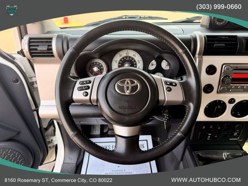 Used 2013 Toyota FJ Cruiser 4WD w/ Upgrade Pkg image 14