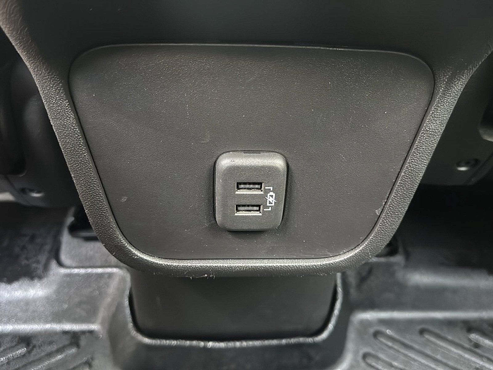 Used 2024 GMC Terrain SLE FWD image 19