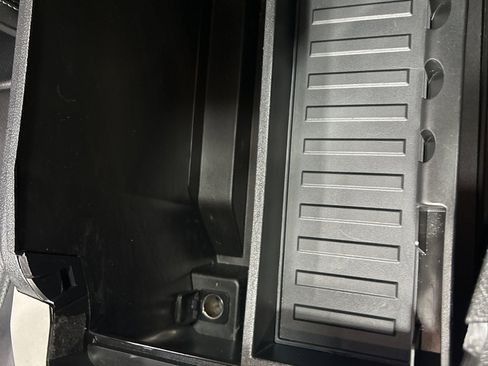 Used 2016 Ford F150 Lariat w/ Equipment Group 502A Luxury image 22