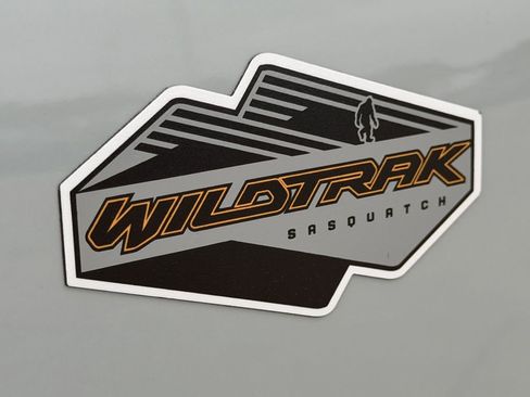 Used 2021 Ford Bronco Wildtrak image 11