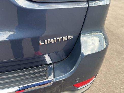 Used 2020 Jeep Grand Cherokee Limited AWD/4WD image 9