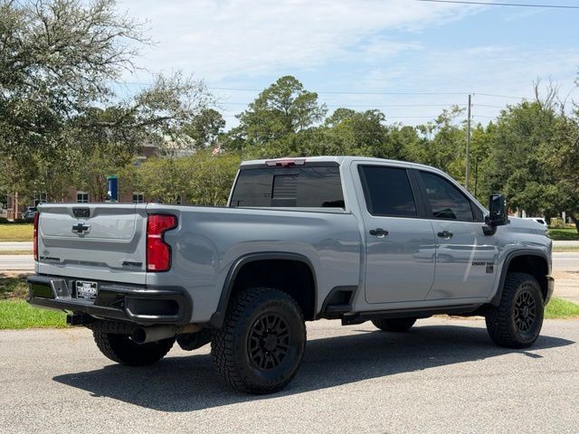 Used 2024 Chevrolet Silverado 2500 ZR2 w/ Technology Package AWD/4WD image 5