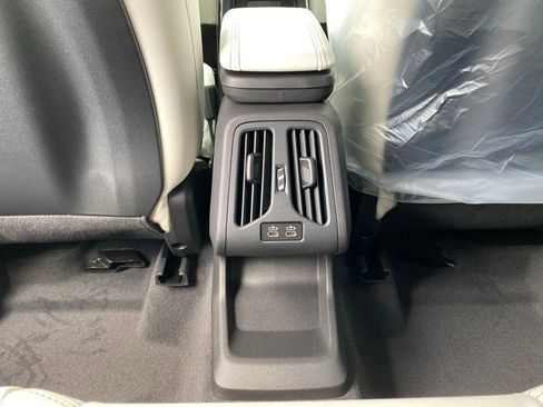 New 2026 BMW X1 xDrive28i w/ Technology Package AWD/4WD image 8