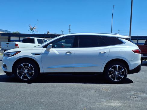 Used 2021 Buick Enclave Essence w/ Sport Touring Edition AWD/4WD image 3