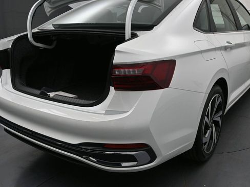 Certified 2026 Volkswagen Jetta SEL FWD image 12