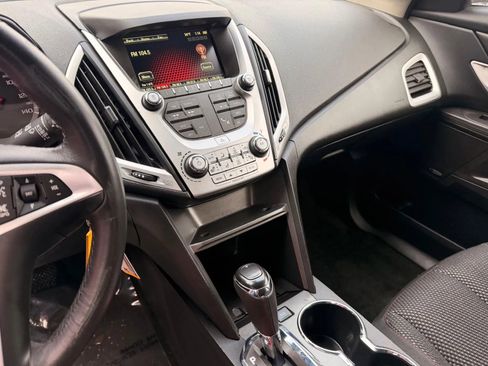 Used 2017 GMC Terrain SLE w/ Chrome Edition image 13