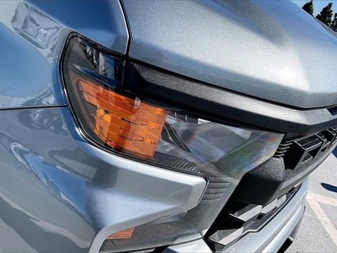 Used 2025 Chevrolet Silverado 1500 Custom image 31