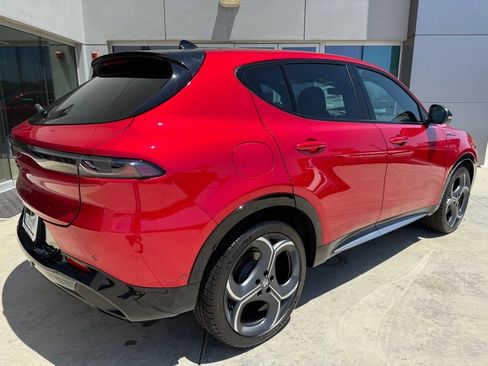 New 2026 Alfa Romeo Tonale w/ Active Assist Package AWD/4WD image 3