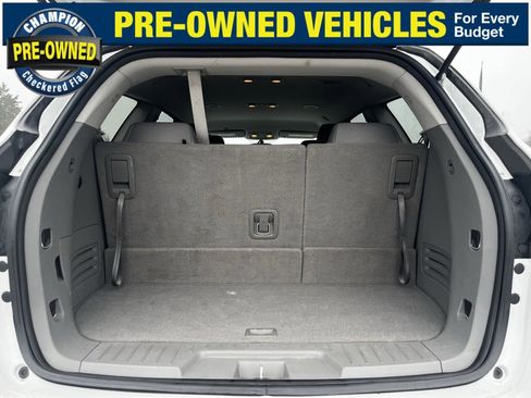 Used 2016 Chevrolet Traverse LT image 12