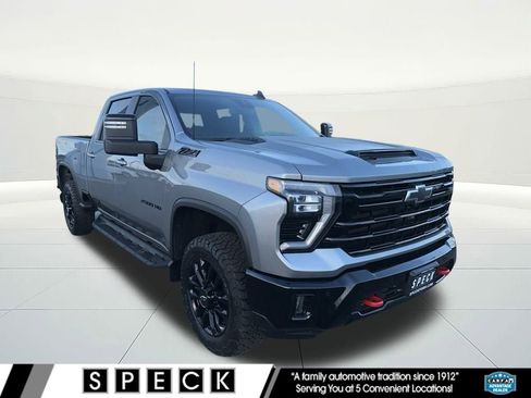 Used 2025 Chevrolet Silverado 2500 LT w/ Trail Boss Package image 1