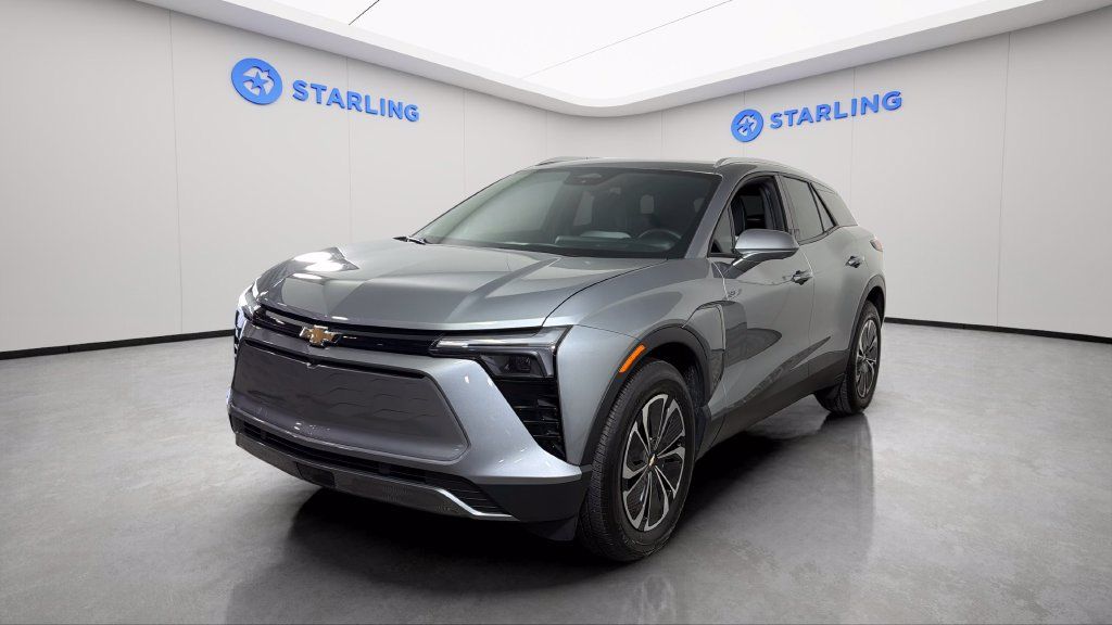 Used 2024 Chevrolet Blazer EV LT AWD/4WD image 1