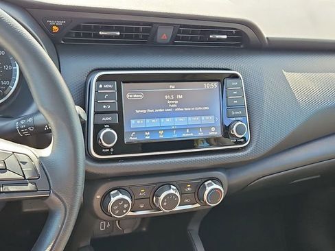 Certified 2025 Nissan Kicks Play S image 16