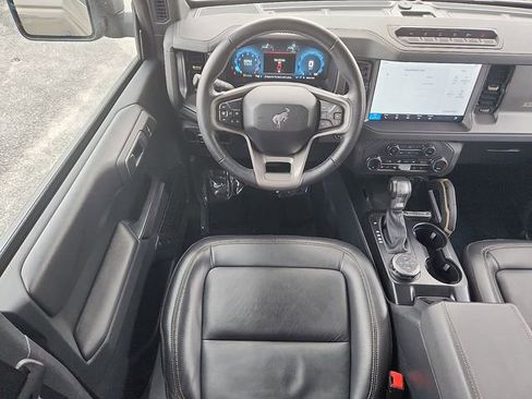Used 2025 Ford Bronco Badlands AWD/4WD image 7