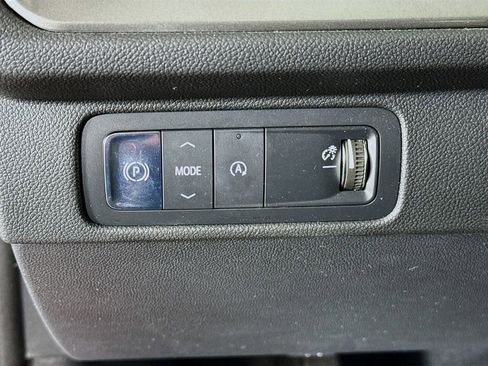 Used 2024 Chevrolet Traverse LT w/ LPO, Floor Liner Package image 10