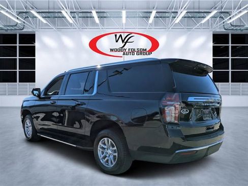 Used 2023 Chevrolet Suburban LT image 5