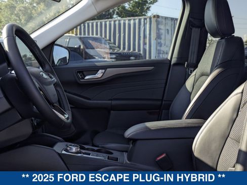 New 2025 Ford Escape image 22