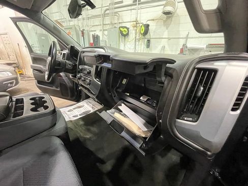 Used 2015 GMC Sierra 1500 SLE w/ SLE Value Package RWD image 21