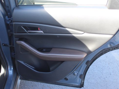 Used 2021 MAZDA CX-30 2.5 Turbo w/ Premium Package image 27