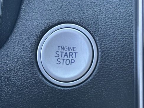 Used 2022 Hyundai Santa Cruz SEL image 23