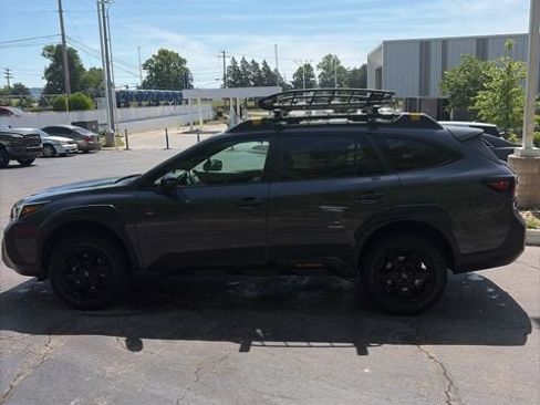 Used 2022 Subaru Outback Wilderness AWD/4WD image 11