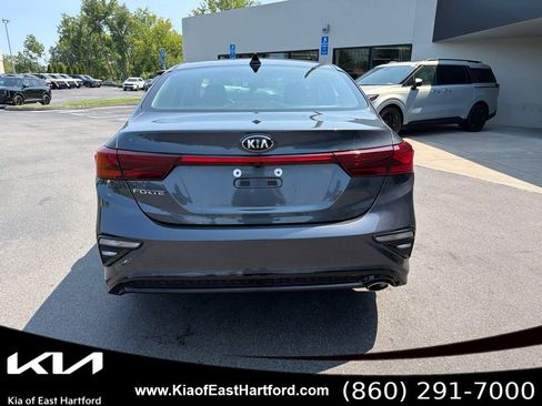 Used 2023 Kia Forte GT-Line w/ GT-Line Premium Package FWD image 9