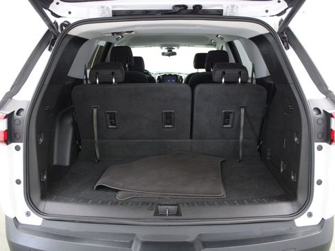 Used 2018 Chevrolet Traverse LT AWD/4WD image 25