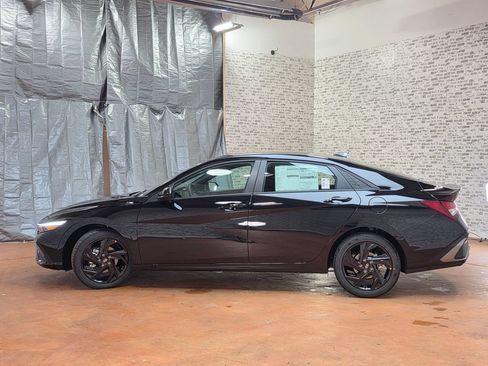 New 2026 Hyundai Elantra N Line FWD image 4
