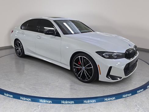 Used 2023 BMW 330i Sedan w/ M Sport Package RWD image 4