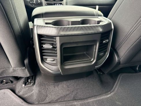 New 2026 RAM 1500 Express AWD/4WD image 11
