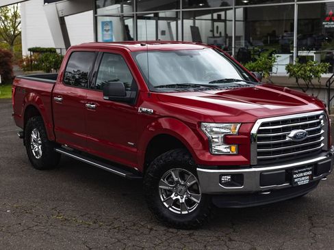 Used 2016 Ford F150 XLT w/ Equipment Group 302A Luxury AWD/4WD image 2