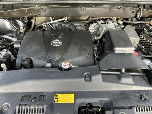 Certified 2018 Toyota Highlander XLE image 26