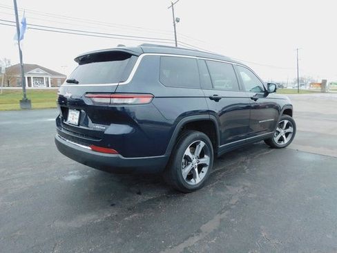 Used 2024 Jeep Grand Cherokee L Limited w/ Luxury Tech Group II image 7