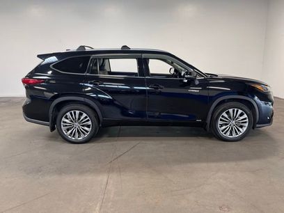 Used 2021 Toyota Highlander Limited