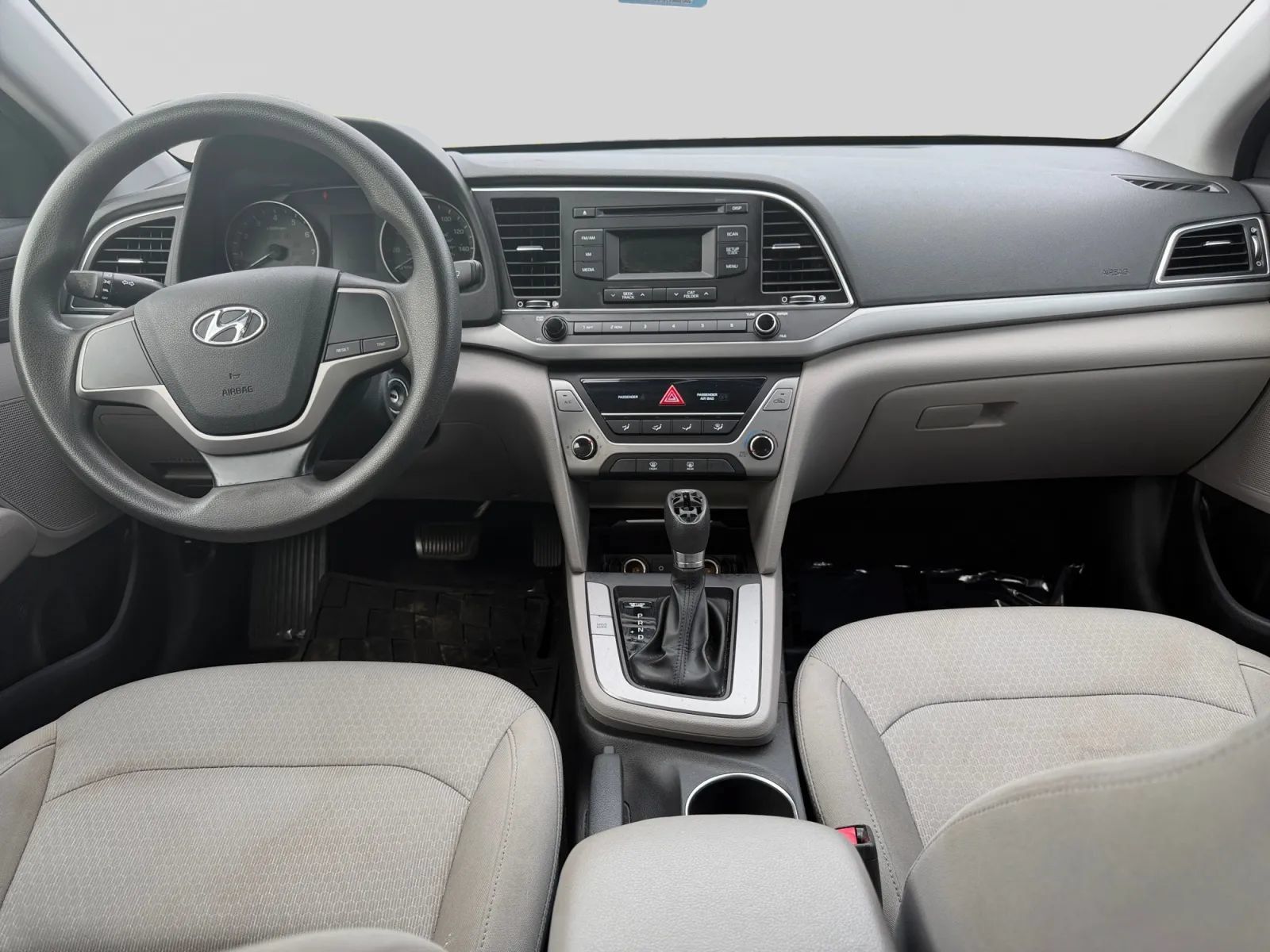 Used 2017 Hyundai Elantra SE FWD image 14