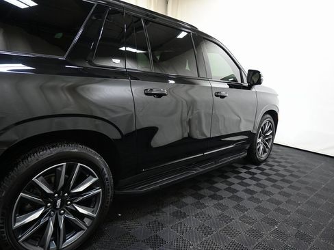 Used 2023 Cadillac Escalade ESV Sport Platinum image 14