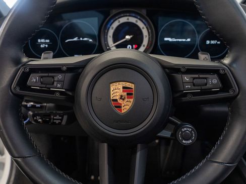 Used 2020 Porsche 911 Carrera S RWD image 9