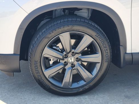 Used 2026 Honda Pilot Sport image 11