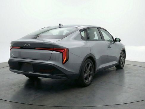 Used 2025 Kia K4 FWD image 9