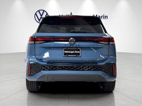 New 2026 Volkswagen Tiguan SE R-Line AWD/4WD image 4
