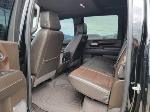 Used 2024 GMC Sierra 2500 Denali w/ Denali Reserve Package image 29