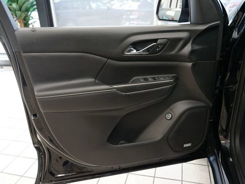 Used 2018 GMC Acadia SLT AWD/4WD image 23