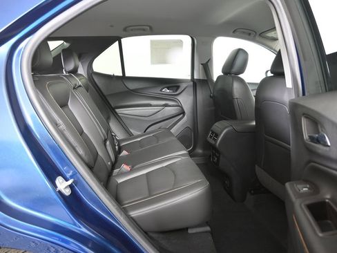 Used 2020 Chevrolet Equinox Premier AWD/4WD image 16