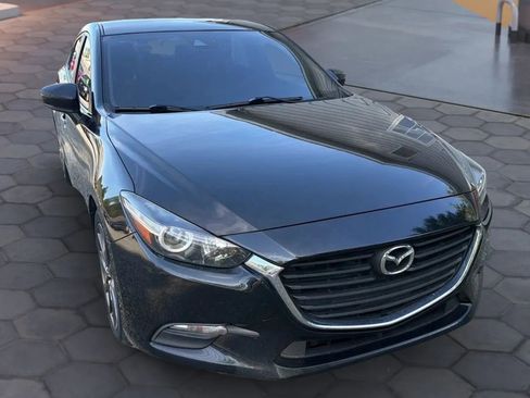 Used 2018 MAZDA MAZDA3 Touring FWD image 25