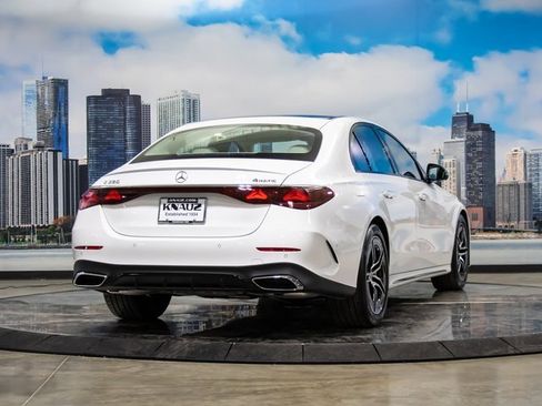 Certified 2025 Mercedes-Benz E 350 4MATIC Sedan image 8