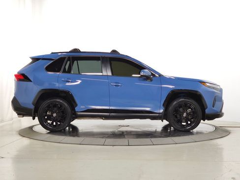 Used 2023 Toyota RAV4 SE w/ Convenience Package AWD/4WD image 13