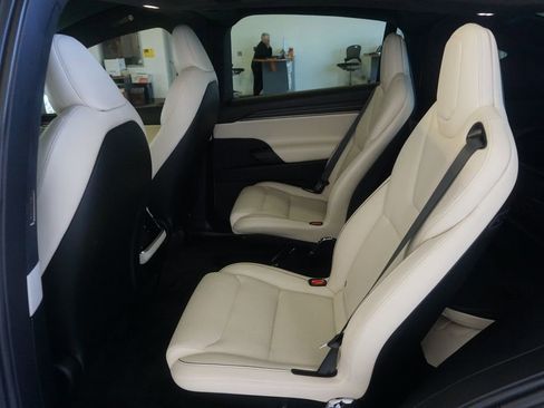 Used 2023 Tesla Model X Plaid AWD/4WD image 25