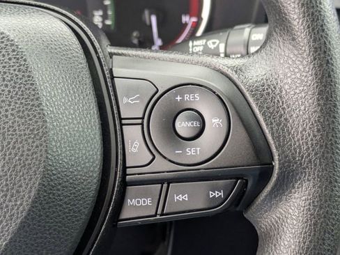 Used 2024 Toyota RAV4 XLE image 19