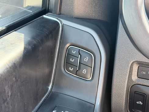 Used 2023 Ford F350 Lariat w/ Chrome Package AWD/4WD image 35