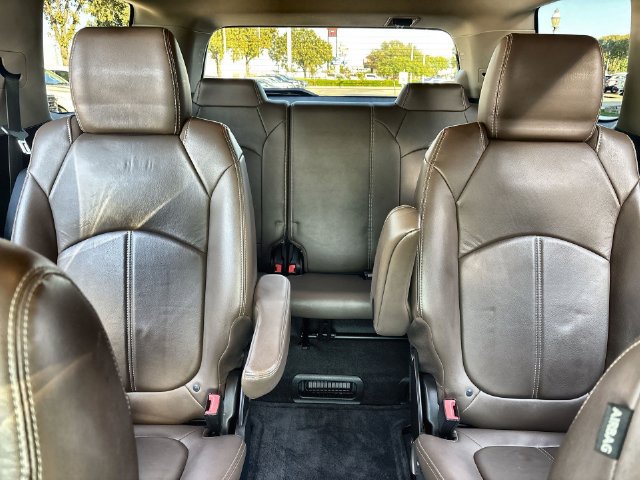 Used 2016 GMC Acadia SLT FWD image 15